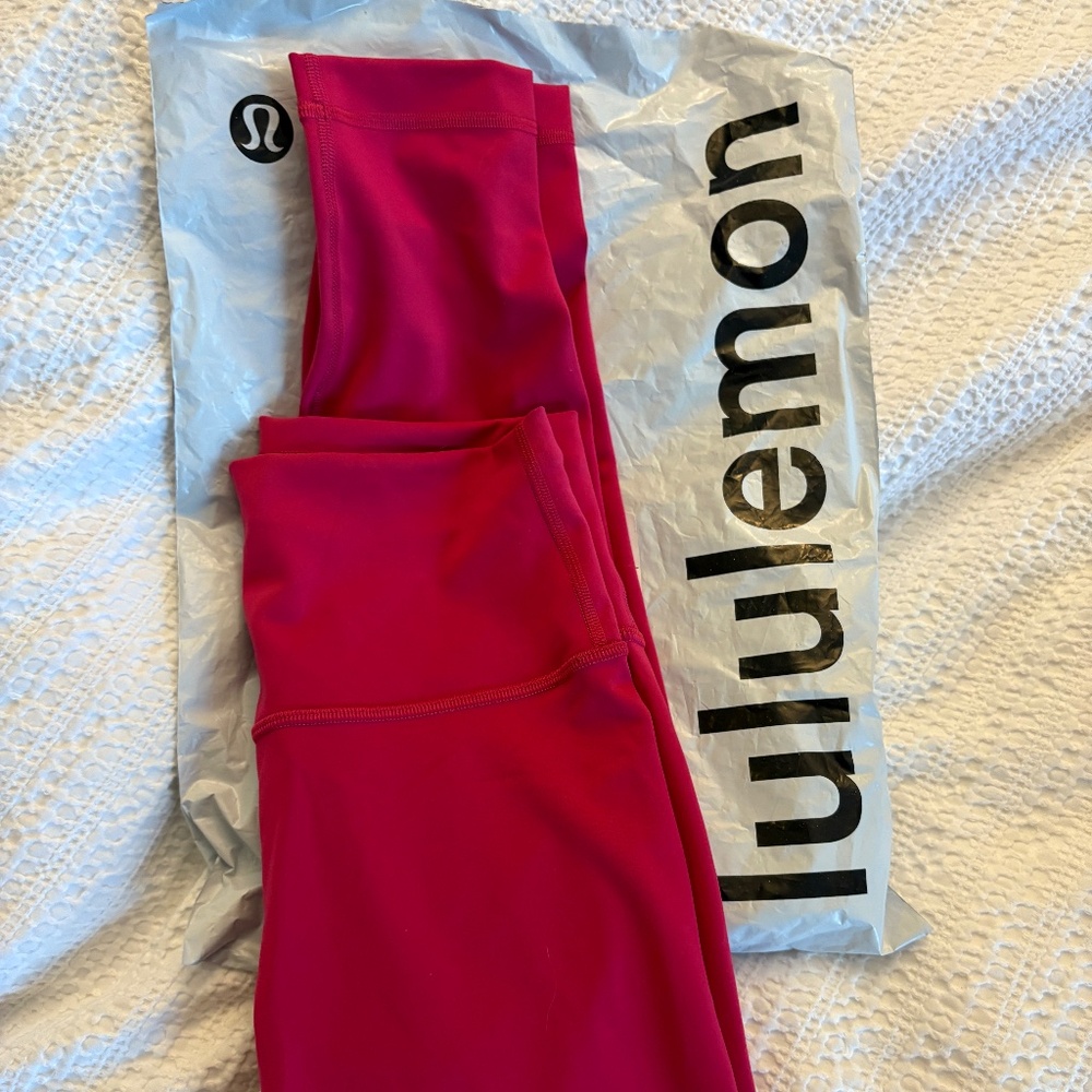 lululemon athletic, size 6, Pink Wunder Train Leggings 25 in